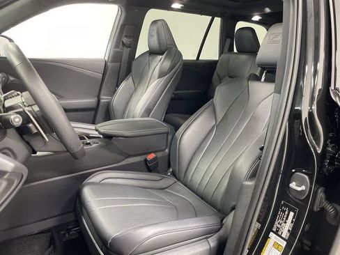 Used 2026 Lexus TX 350 AWD w/ Technology Package image 2