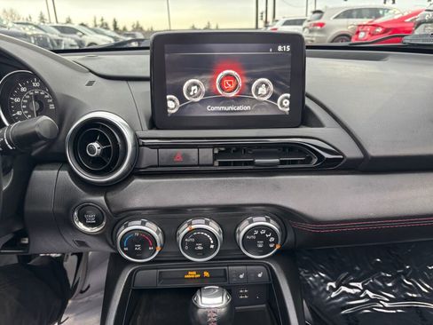 Used 2018 MAZDA MX-5 Miata Grand Touring image 17