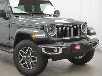 New 2026 Jeep Wrangler Unlimited Sahara AWD/4WD video 3