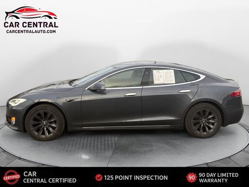 Used 2020 Tesla Model S Long Range Plus image 2