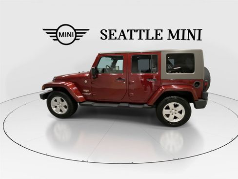 Used 2010 Jeep Wrangler Unlimited Sahara w/ Dual Top Group image 7