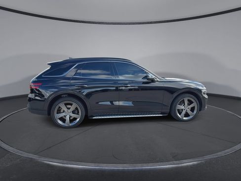 Used 2025 Genesis GV70 2.5T w/ Sport Prestige Package AWD/4WD image 9