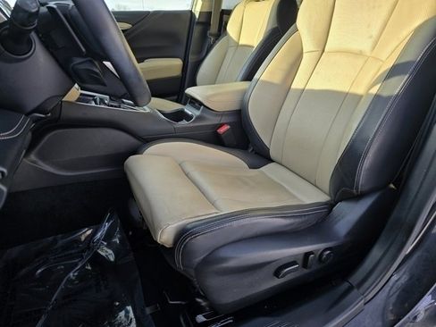 Used 2020 Subaru Outback Limited image 5