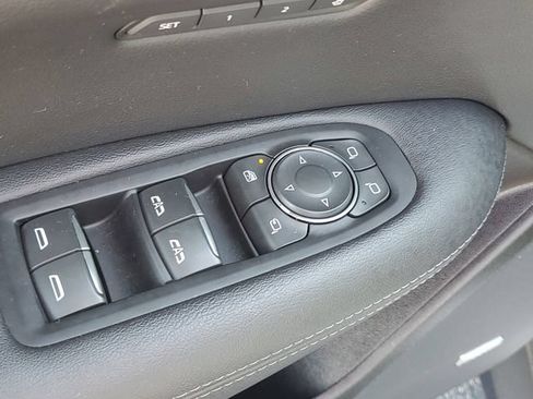 Certified 2023 Cadillac XT5 Premium Luxury AWD/4WD image 17