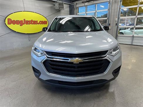 Used 2019 Chevrolet Traverse LS image 8