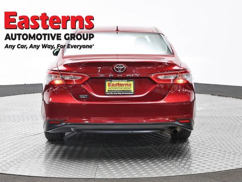 Used 2019 Toyota Camry LE FWD image 6