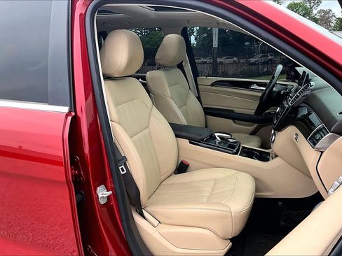 Certified 2016 Mercedes-Benz GLE 350 w/ Parking Assist Package image 9