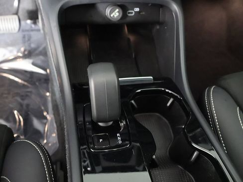 Used 2023 Volvo XC40 Recharge Plus AWD/4WD image 43