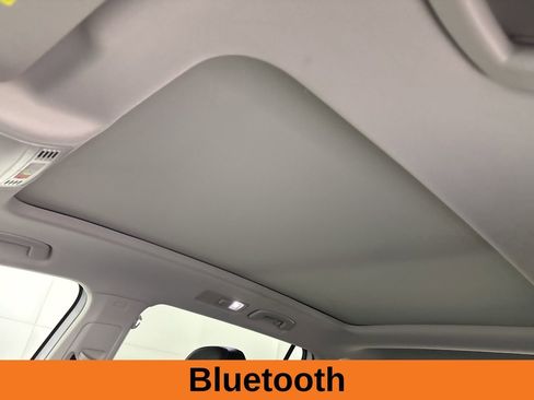 Used 2024 Volkswagen Tiguan Wolfsburg Edition image 10