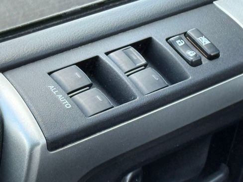 Used 2012 Toyota 4Runner SR5 w/ Premium Pkg w/3rd Row Seat image 32