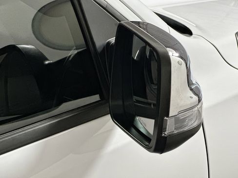 Used 2023 RAM 1500 Laramie image 10