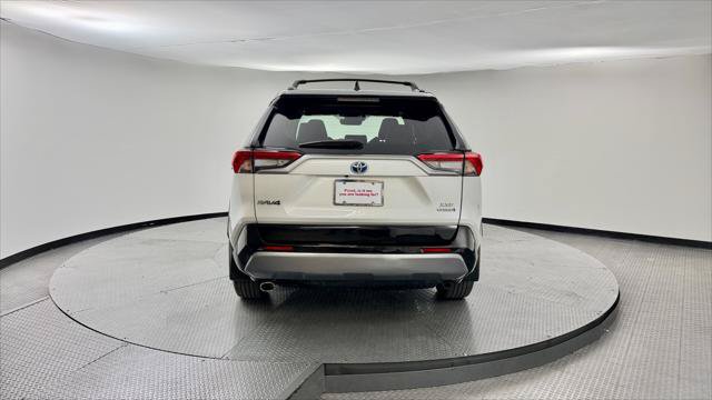 Used 2024 Toyota RAV4 XSE w/ Advanced Technology Package AWD/4WD image 7