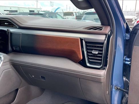 Used 2024 GMC Sierra 1500 Denali RWD image 23