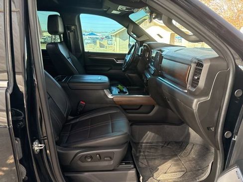 Used 2024 Chevrolet Silverado 3500 High Country image 12