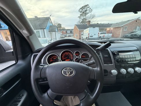 Used 2010 Toyota Tundra 2WD Double Cab image 21