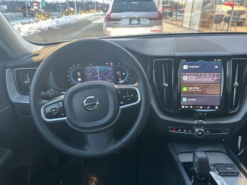 Certified 2025 Volvo XC60 B5 Plus image 18