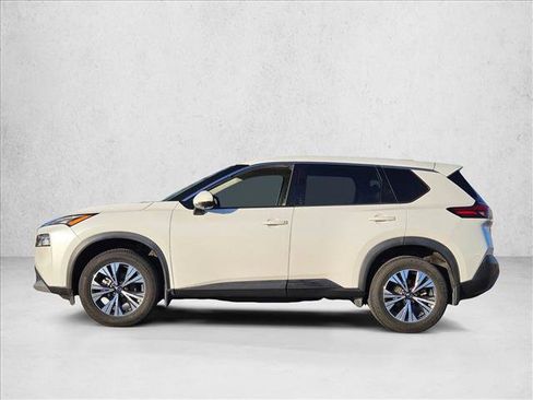Used 2021 Nissan Rogue SV image 8