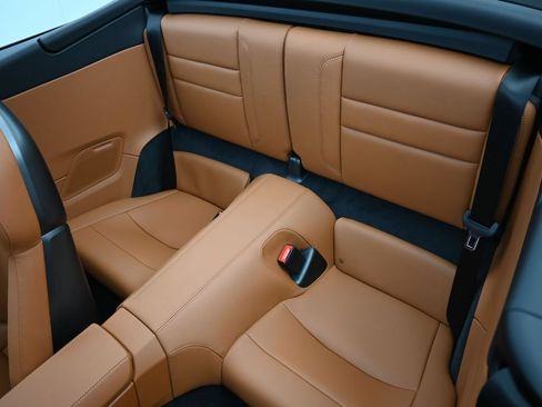Certified 2026 Porsche 911 Carrera RWD image 7