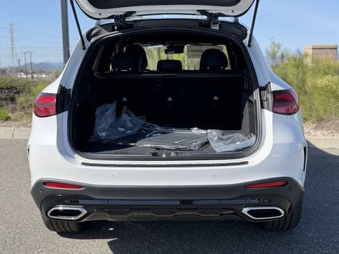 New 2026 Mercedes-Benz GLC 300 image 13