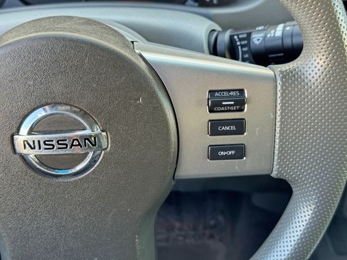 Used 2020 Nissan Frontier SV w/ Midnight Edition Floor Mats RWD image 19