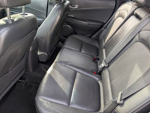 Used 2019 Hyundai Kona Limited image 15