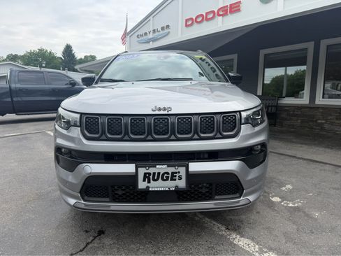 Used 2023 Jeep Compass High Altitude w/ Driver Assist Group I AWD/4WD image 2