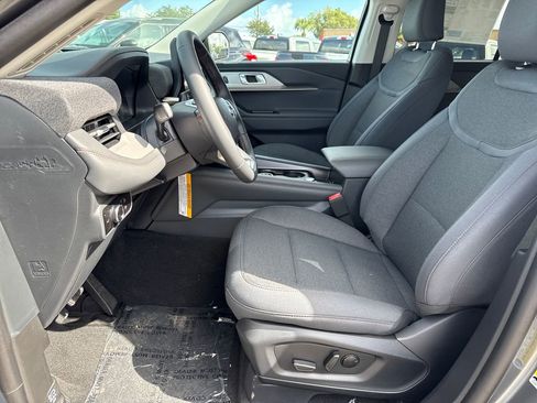 New 2026 Ford Explorer Active image 19