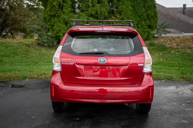 Used 2014 Toyota Prius V Five FWD image 6