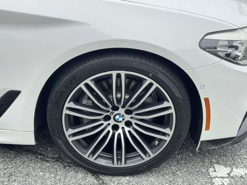 Used 2018 BMW 530i RWD image 5