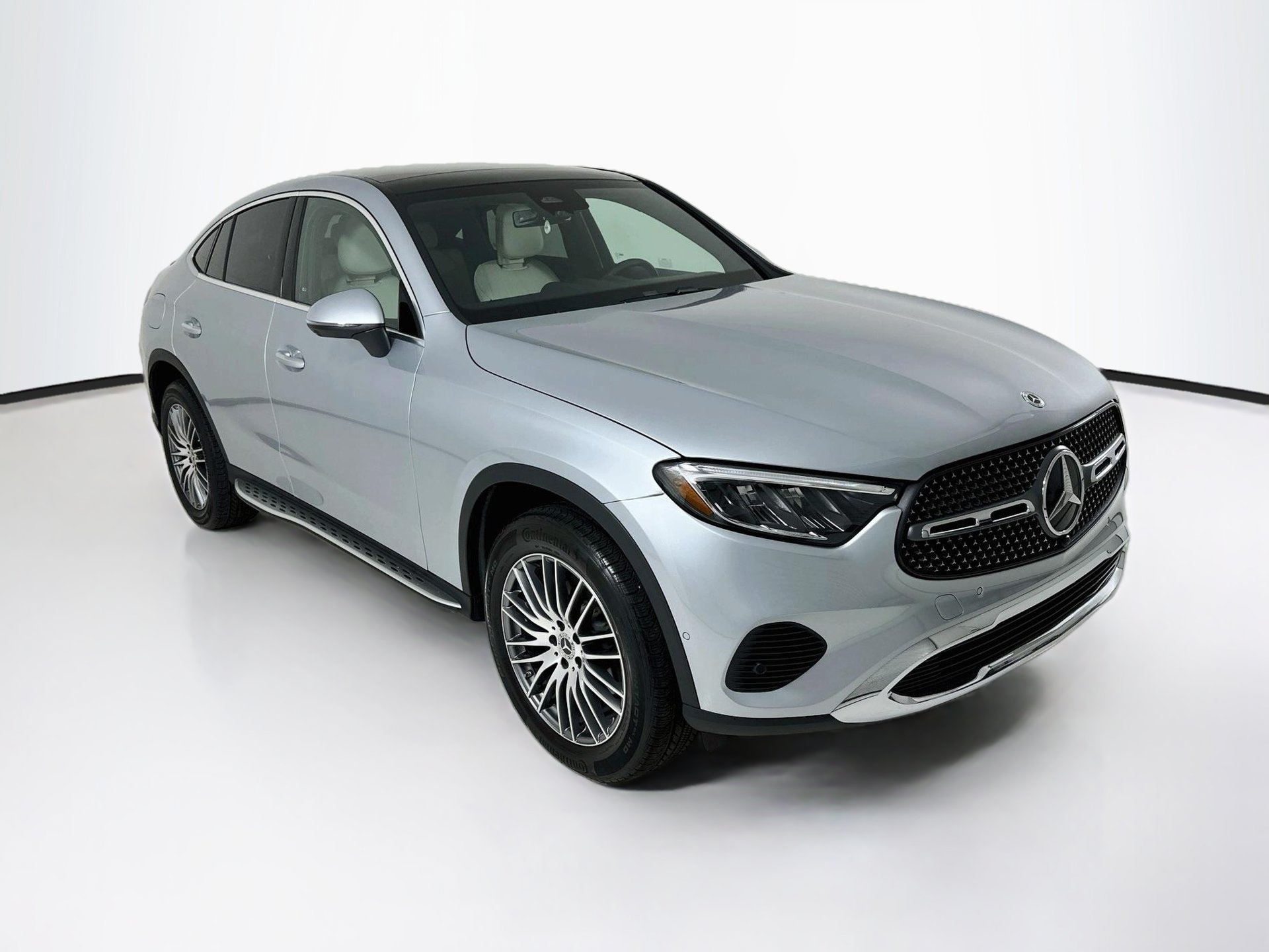 Certified 2026 Mercedes-Benz GLC 300 4MATIC image 1