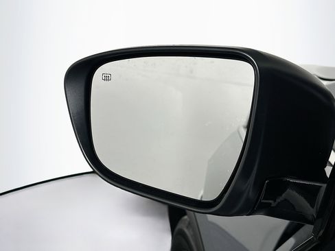 Used 2024 Nissan Murano SV w/ SV Midnight Edition Package image 16