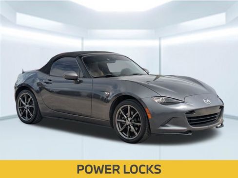Used 2016 MAZDA MX-5 Miata Grand Touring image 9