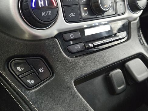 Used 2015 GMC Yukon XL SLT w/ Open Road Package image 27