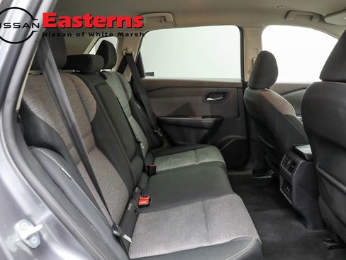 Used 2022 Nissan Rogue SV AWD/4WD image 23