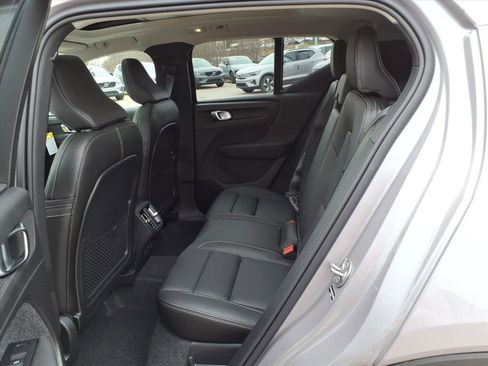 New 2026 Volvo XC40 B5 Core w/ Climate Package image 12