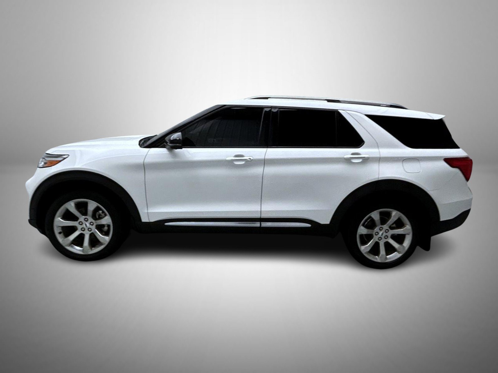 Used 2020 Ford Explorer Platinum w/ Premium Technology Package AWD/4WD image 8