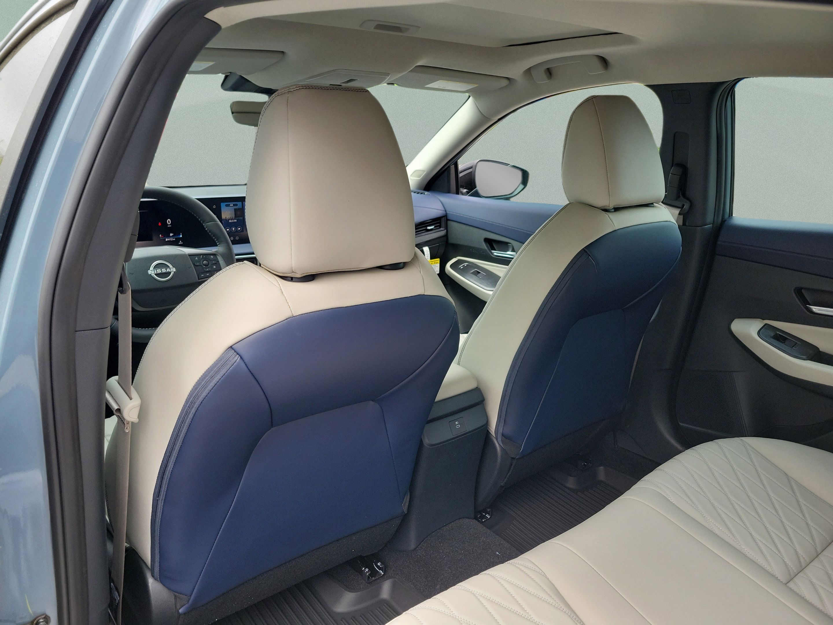New 2026 Nissan Sentra SL w/ Floor Mat Package FWD image 10