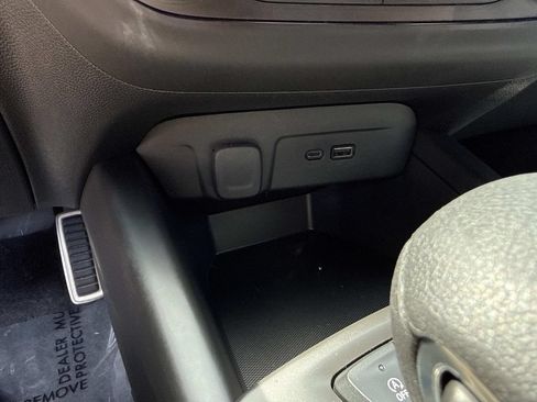 Used 2024 Chevrolet Trax RS w/ Driver Confidence Package FWD image 30