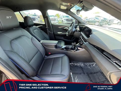 Used 2025 Buick Envista Sport Touring w/ Convenience II Package FWD image 20
