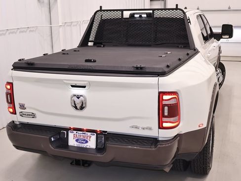 Used 2023 RAM 3500 Limited AWD/4WD image 53