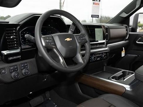 New 2025 Chevrolet Silverado 2500 High Country w/ Technology Package image 14