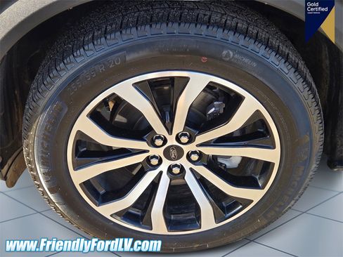 Certified 2025 Ford Explorer ST-Line w/ Premium Package image 7