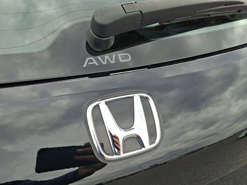 Used 2023 Honda HR-V LX image 29