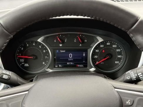 Used 2019 Chevrolet Equinox LT w/ Driver Convenience Package FWD image 16