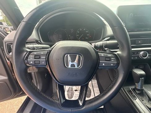 Used 2025 Honda Civic Sport image 17