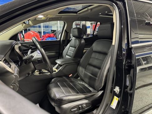 Used 2017 GMC Acadia Denali w/ Technology Package image 28