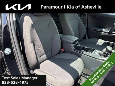 New 2026 Kia K4 FWD image 18