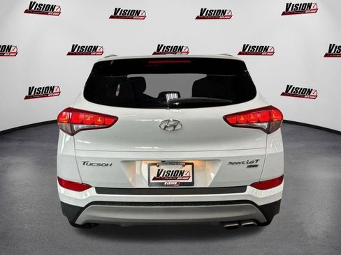 Used 2017 Hyundai Tucson Sport image 6