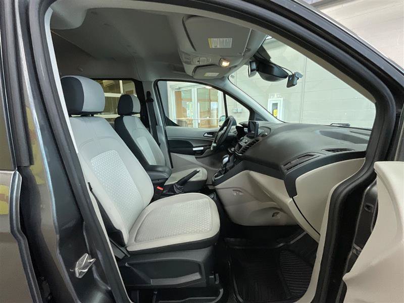 Used 2022 Ford Transit Connect XLT FWD image 25
