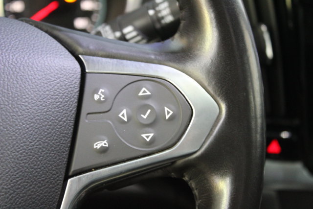 Used 2021 Chevrolet Traverse RS AWD/4WD image 17